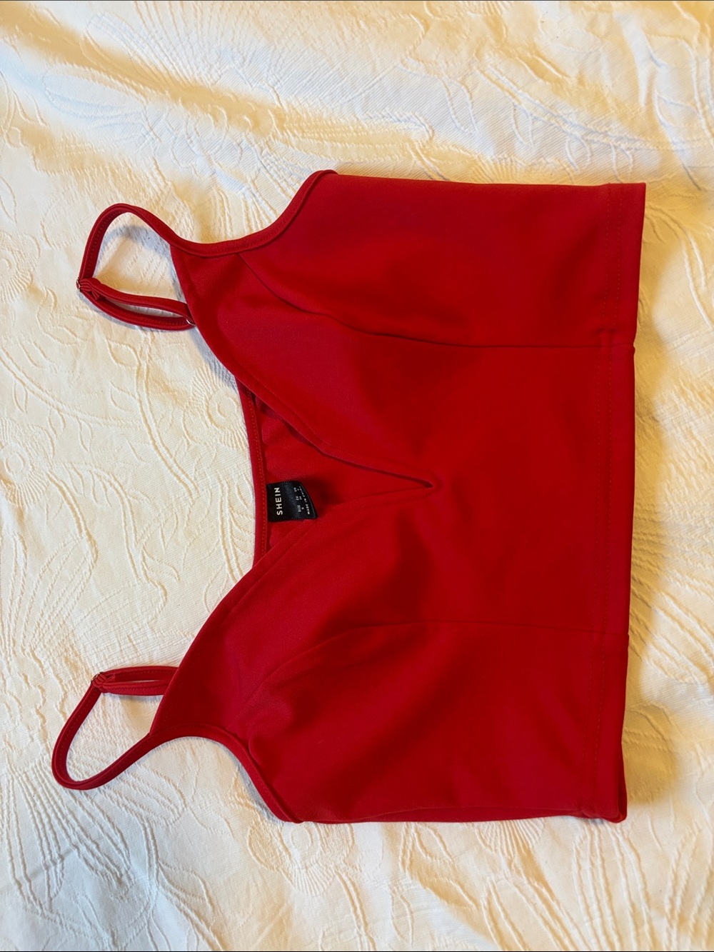 Red cropped tank